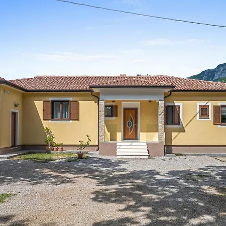 Vivento Holiday home *